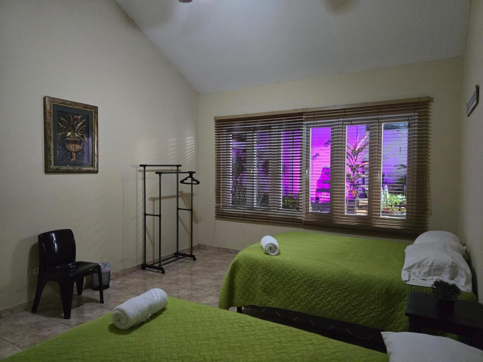 Hostal Casa Luna Σάντα Άνα Εξωτερικό φωτογραφία