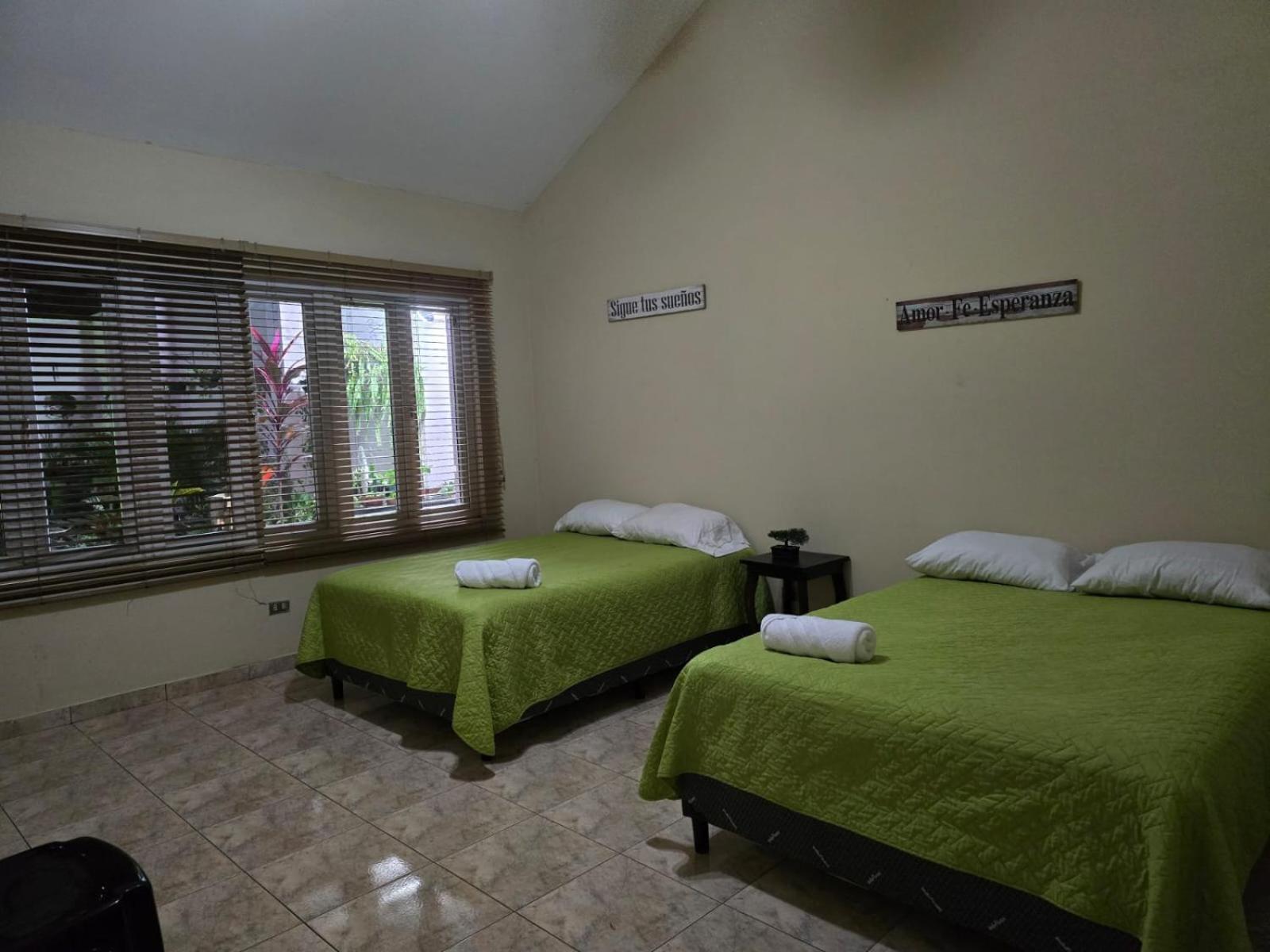 Hostal Casa Luna Σάντα Άνα Εξωτερικό φωτογραφία