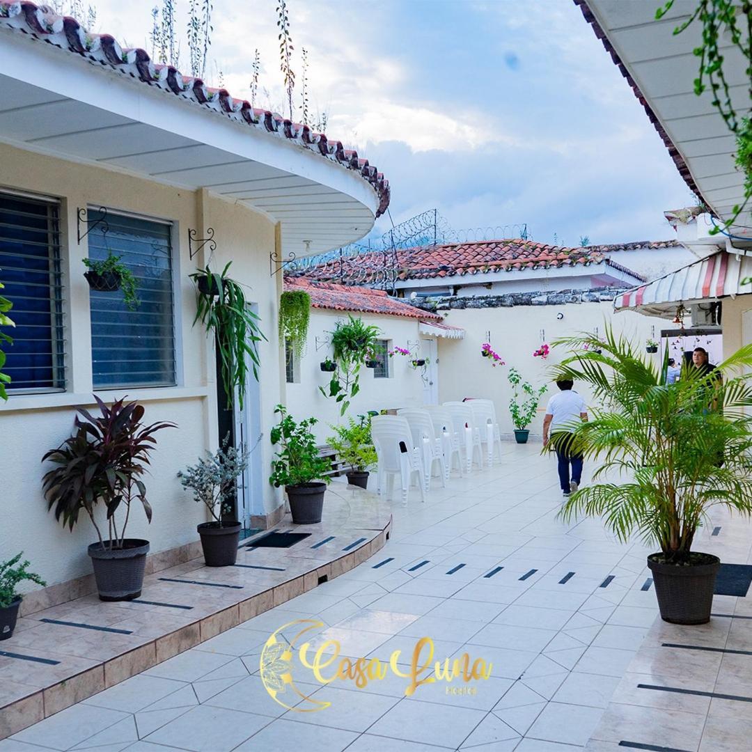 Hostal Casa Luna Σάντα Άνα Εξωτερικό φωτογραφία
